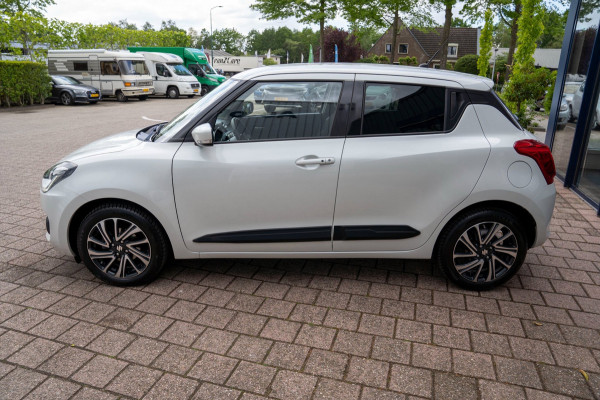 Suzuki Swift 1.2 Style Smart Hybrid|Prijs rijklaar incl 12 mnd garantie|Navi Camera Carplay Blindspot