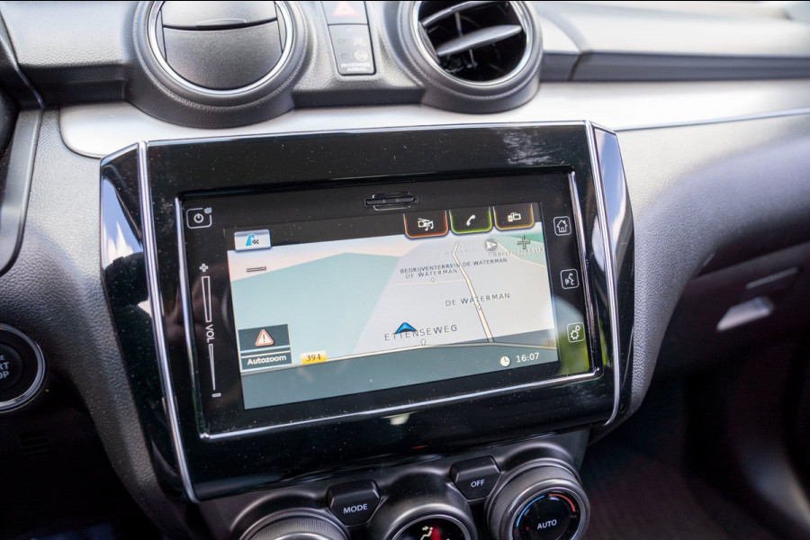 Suzuki Swift 1.2 Style Smart Hybrid|Prijs rijklaar incl 12 mnd garantie|Navi Camera Carplay Blindspot