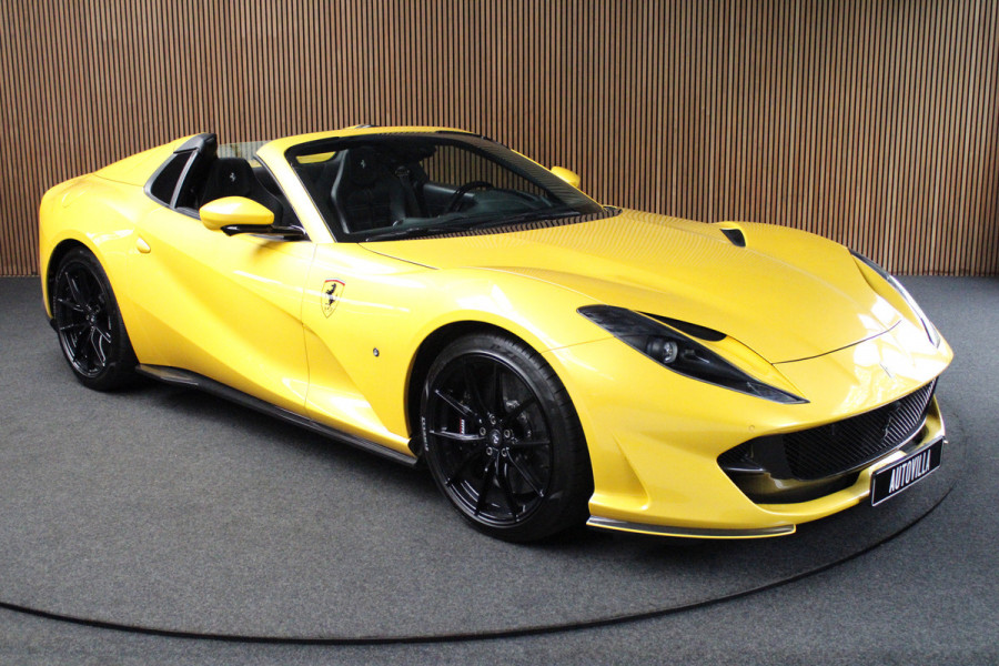 Ferrari 812 GTS 6.5 V12 HELE Full carbon - 360 Camera - Lift - Passenger Display - Painted Ferrari Shields - Full PPF