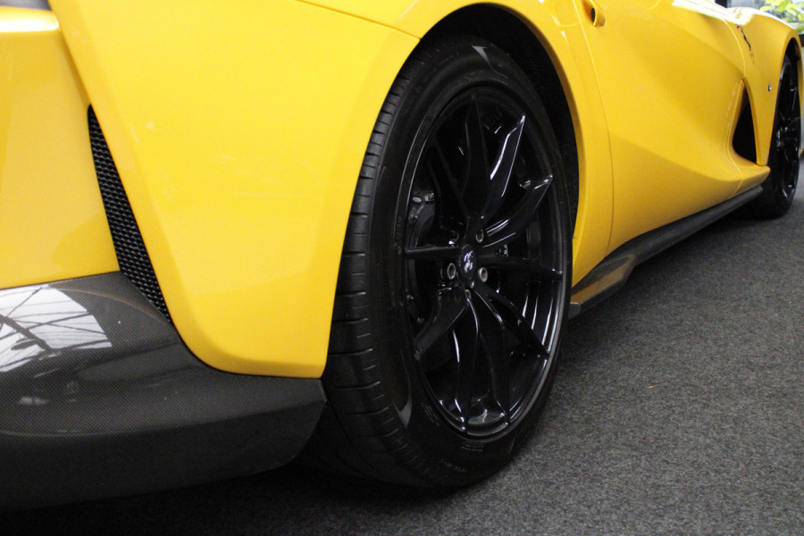 Ferrari 812 GTS 6.5 V12 HELE Full carbon - 360 Camera - Lift - Passenger Display - Painted Ferrari Shields - Full PPF