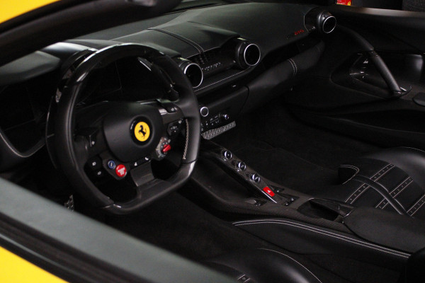 Ferrari 812 GTS 6.5 V12 HELE Full carbon - 360 Camera - Lift - Passenger Display - Painted Ferrari Shields - Full PPF