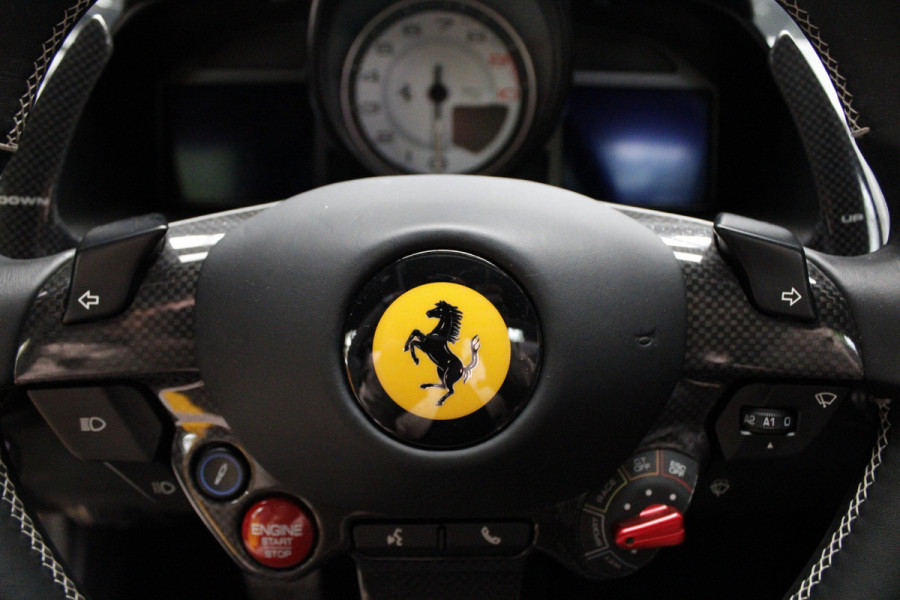 Ferrari 812 GTS 6.5 V12 HELE Full carbon - 360 Camera - Lift - Passenger Display - Painted Ferrari Shields - Full PPF