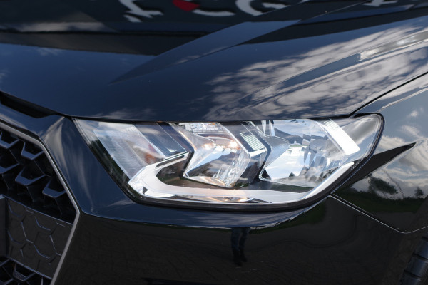 Audi A1 Sportback 30 TFSI 115 PK S-Line Advanced Epic, Carplay, Digitale Cockpit, LM-Velgen
