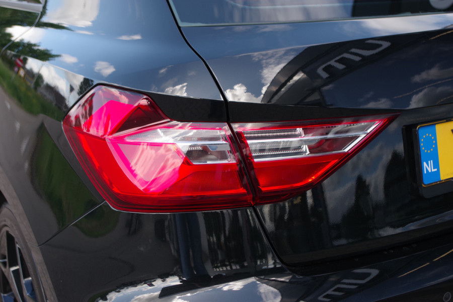 Audi A1 Sportback 30 TFSI 115 PK S-Line Advanced Epic, Carplay, Digitale Cockpit, LM-Velgen
