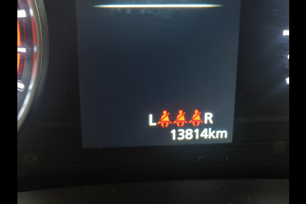 Suzuki Swift 1.2 Comfort Smart Hybrid Rijklaar + Fabrieksgarantie Henk Jongen Auto's in Helmond,  al 50 jaar service zoals 't hoort!
