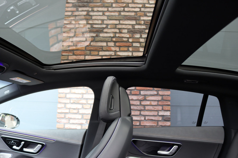 Mercedes-Benz EQE 350 AMG Line Premium+ 89 kWh | Hyperscreen | Distronic+ | Carbon | Burmester | Digital Light | HUD | Panoramadak | Surround Camera | Warmtepomp |