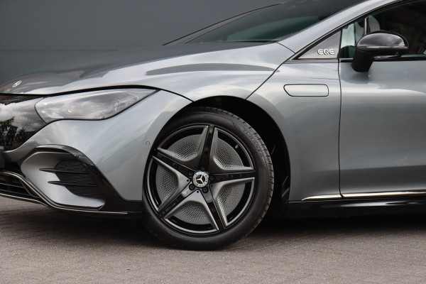 Mercedes-Benz EQE 350 AMG Line Premium+ 89 kWh | Hyperscreen | Distronic+ | Carbon | Burmester | Digital Light | HUD | Panoramadak | Surround Camera | Warmtepomp |