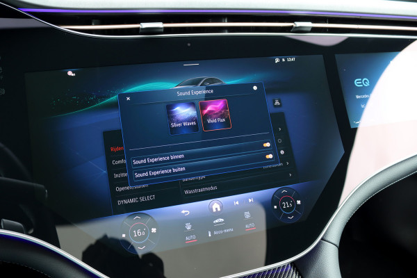 Mercedes-Benz EQE 350 AMG Line Premium+ 89 kWh | Hyperscreen | Distronic+ | Carbon | Burmester | Digital Light | HUD | Panoramadak | Surround Camera | Warmtepomp |