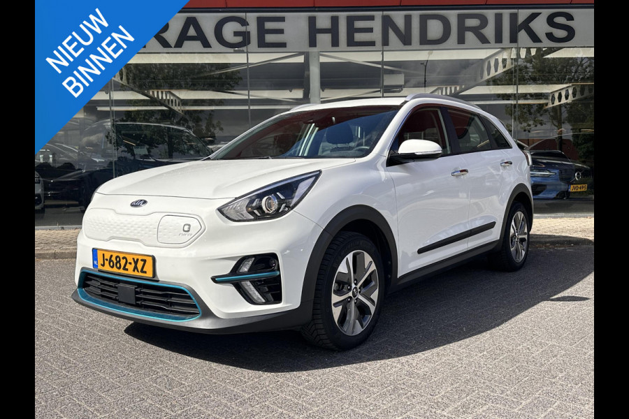 Kia e-Niro DynamicLine 64 kWh | SOH: 96,7% | 3 Fase | Warmtepomp  | Adaptive CC | Camera | Navi | Stoel-Stuurverwarming |