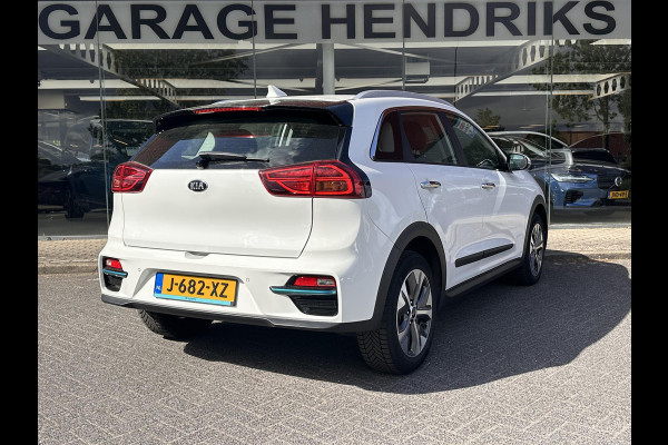 Kia e-Niro DynamicLine 64 kWh | SOH: 96,7% | 3 Fase | Warmtepomp  | Adaptive CC | Camera | Navi | Stoel-Stuurverwarming |