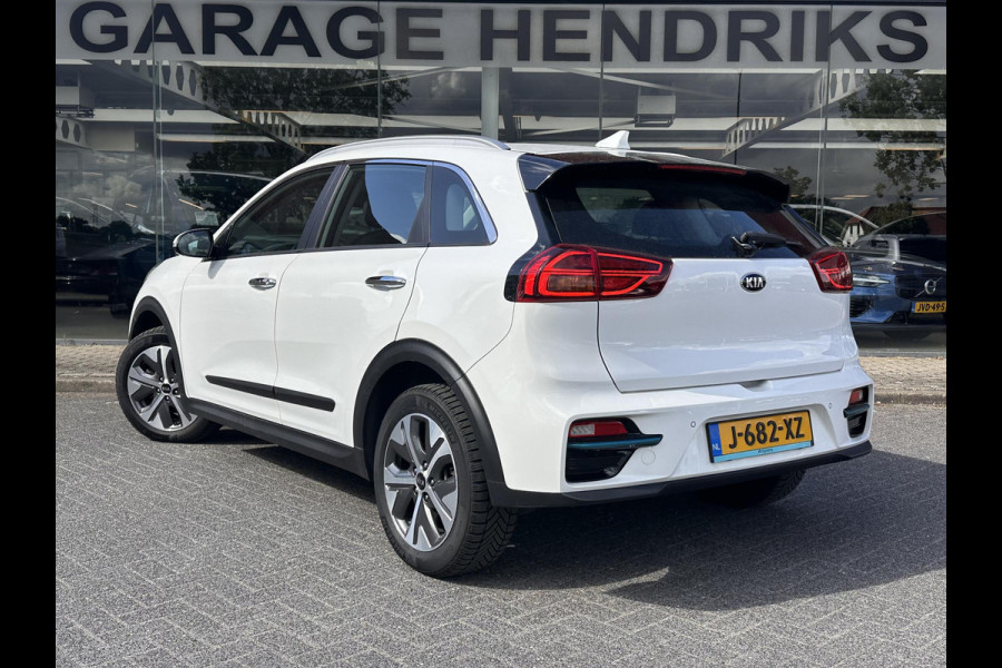 Kia e-Niro DynamicLine 64 kWh | SOH: 96,7% | 3 Fase | Warmtepomp  | Adaptive CC | Camera | Navi | Stoel-Stuurverwarming |