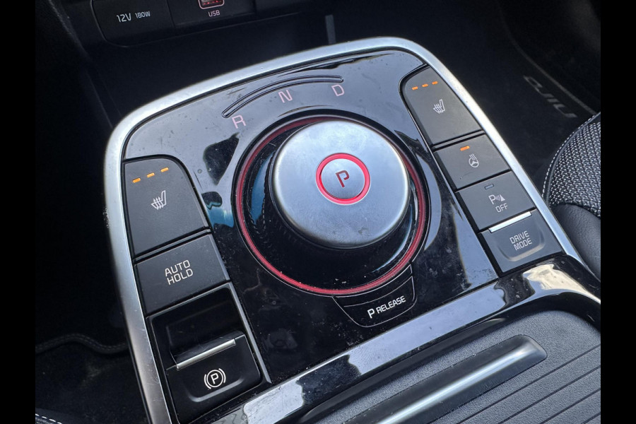 Kia e-Niro DynamicLine 64 kWh | SOH: 96,7% | 3 Fase | Warmtepomp  | Adaptive CC | Camera | Navi | Stoel-Stuurverwarming |