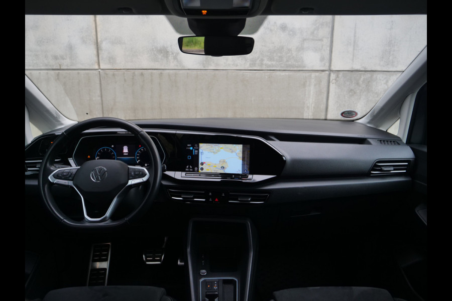 Volkswagen Caddy 1.5 TSI | Highline | Panoramadak | 7 zits | virtual-cockpit | camera | standkachel..