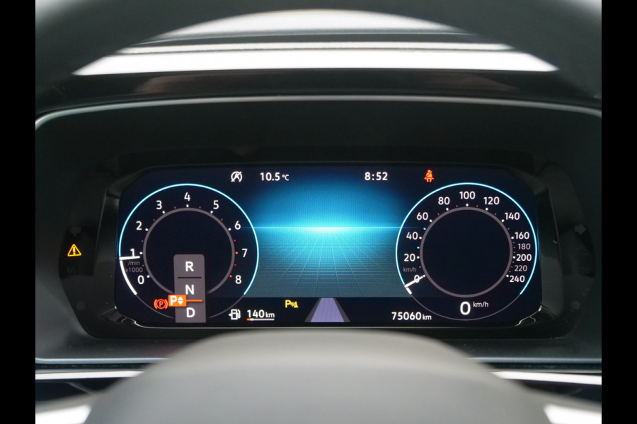 Volkswagen Caddy 1.5 TSI | Highline | Panoramadak | 7 zits | virtual-cockpit | camera | standkachel..