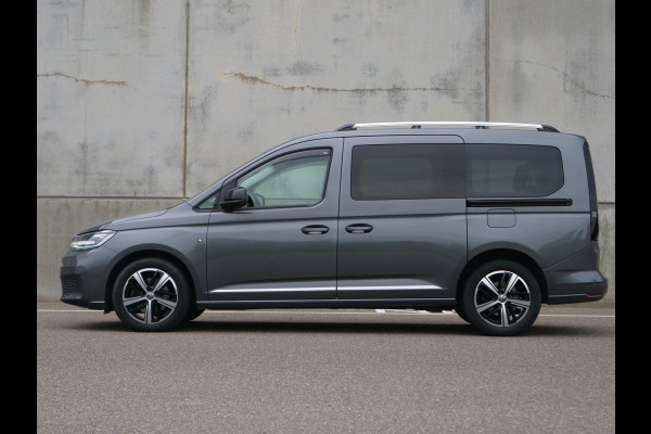 Volkswagen Caddy 1.5 TSI | Highline | Panoramadak | 7 zits | virtual-cockpit | camera | standkachel..