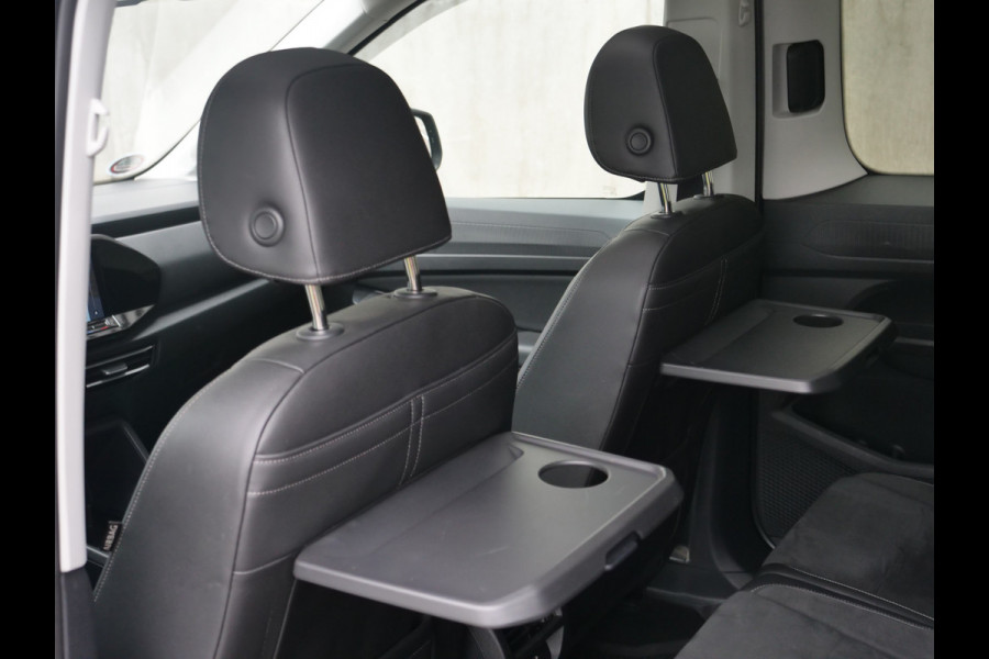 Volkswagen Caddy 1.5 TSI | Highline | Panoramadak | 7 zits | virtual-cockpit | camera | standkachel..