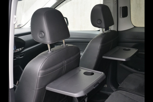 Volkswagen Caddy 1.5 TSI | Highline | Panoramadak | 7 zits | virtual-cockpit | camera | standkachel..