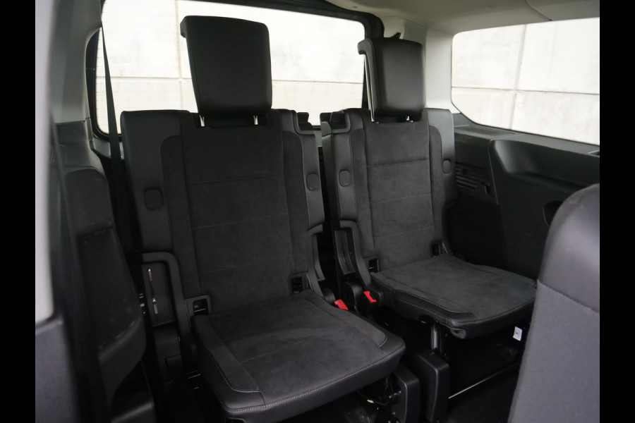 Volkswagen Caddy 1.5 TSI | Highline | Panoramadak | 7 zits | virtual-cockpit | camera | standkachel..