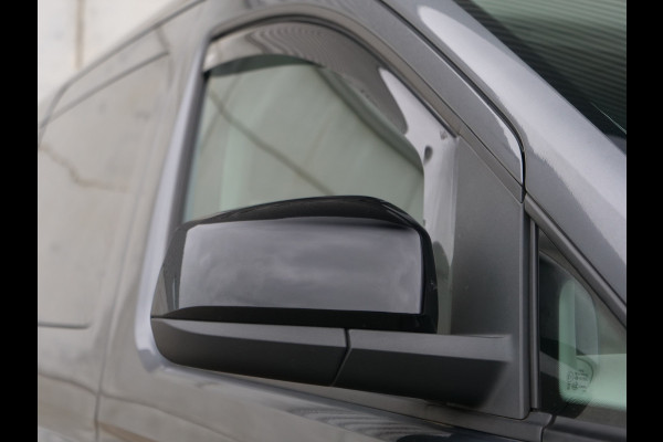 Volkswagen Caddy 1.5 TSI | Highline | Panoramadak | 7 zits | virtual-cockpit | camera | standkachel..