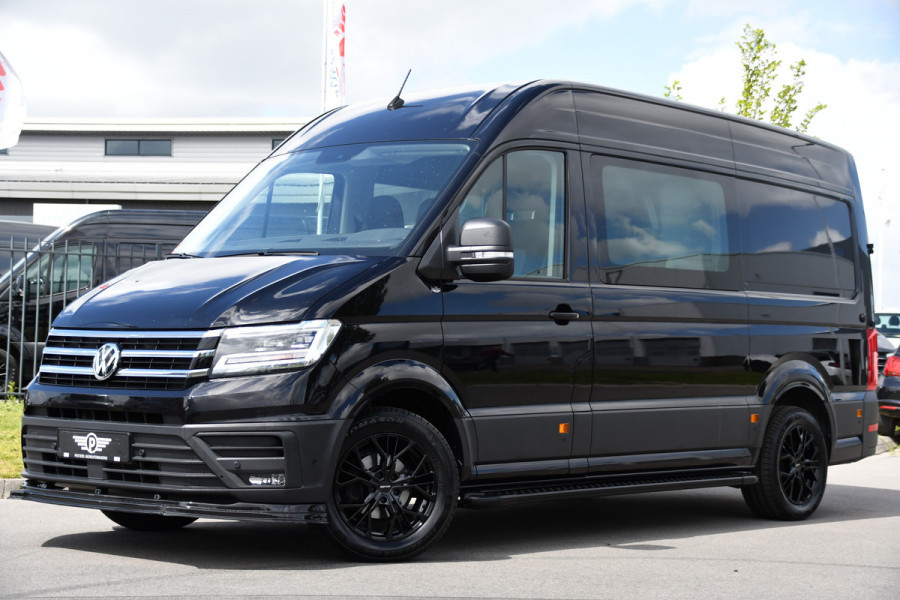 Volkswagen Crafter 35 2.0 TDI L3H3 DC Black Edition Adaptieve Cruise, Camera, Carplay, 177pk, LED, Automaat, Clima, Stoelverwarming, Trekhaak, Dodehoek, Uniek!