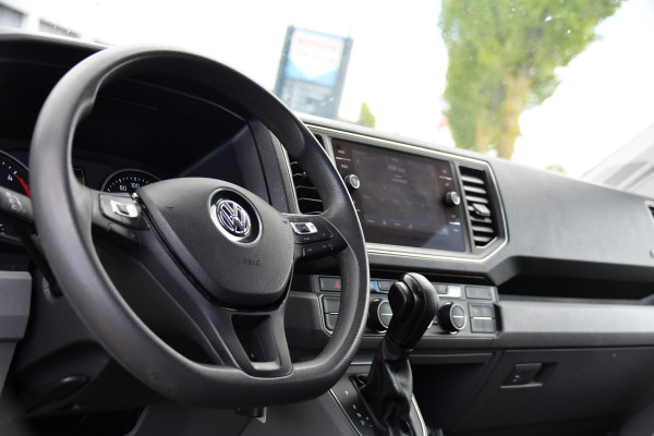 Volkswagen Crafter 35 2.0 TDI L3H3 DC Black Edition Adaptieve Cruise, Camera, Carplay, 177pk, LED, Automaat, Clima, Stoelverwarming, Trekhaak, Dodehoek, Uniek!