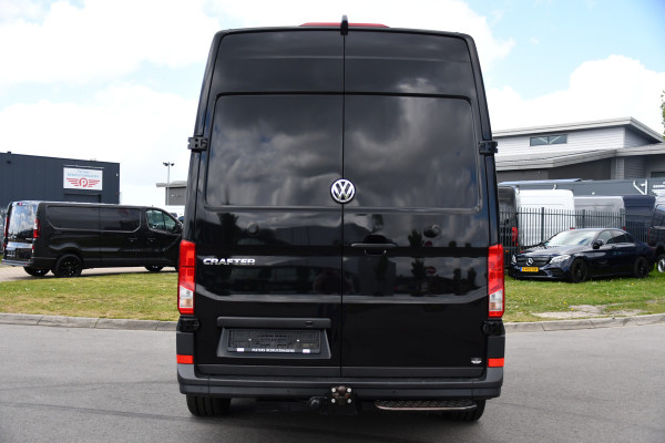 Volkswagen Crafter 35 2.0 TDI L3H3 DC Black Edition Adaptieve Cruise, Camera, Carplay, 177pk, LED, Automaat, Clima, Stoelverwarming, Trekhaak, Dodehoek, Uniek!