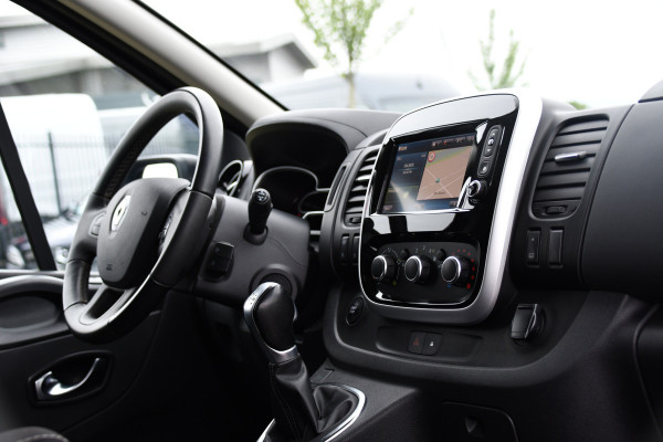 Renault Trafic 2.0 dCi 145 T29 L2H1 Black Edition Cruise, Camera, Carplay, LED, 145pk, Automaat, Sensoren,