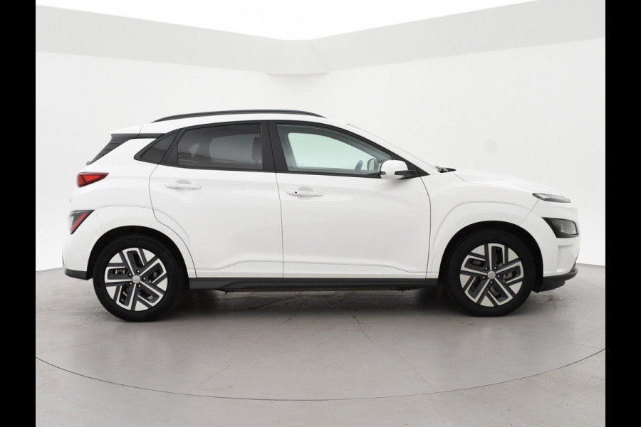Hyundai Kona EV FASHION 39 kWh *99% SOH* + HEAD-UP DISPLAY | AFN. TREKHAAK | CAMERA | ADAPTIVE CRUISE CONTROL | KRELL