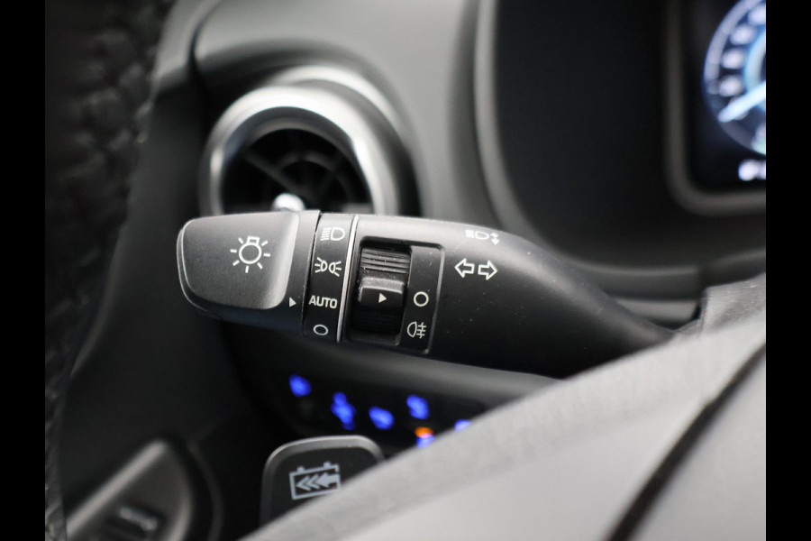 Hyundai Kona EV FASHION 39 kWh *99% SOH* + HEAD-UP DISPLAY | AFN. TREKHAAK | CAMERA | ADAPTIVE CRUISE CONTROL | KRELL