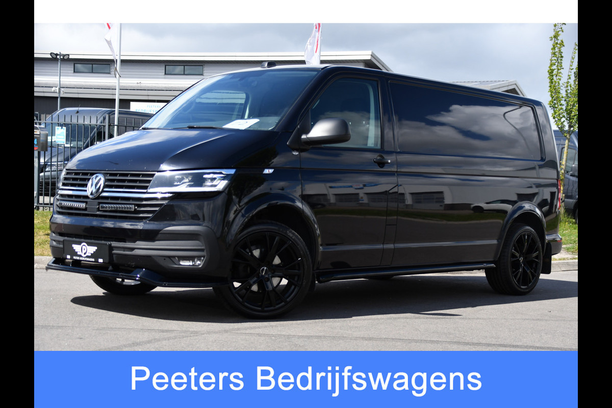 Volkswagen Transporter 2.0 TDI L2H1 30 Highline Black Edition Adaptieve Cruise, Camera, Carplay, 150pk, Trekhaak, Stoelverwarming, LED, Automaat, Standkachel, Sensoren, Uniek!