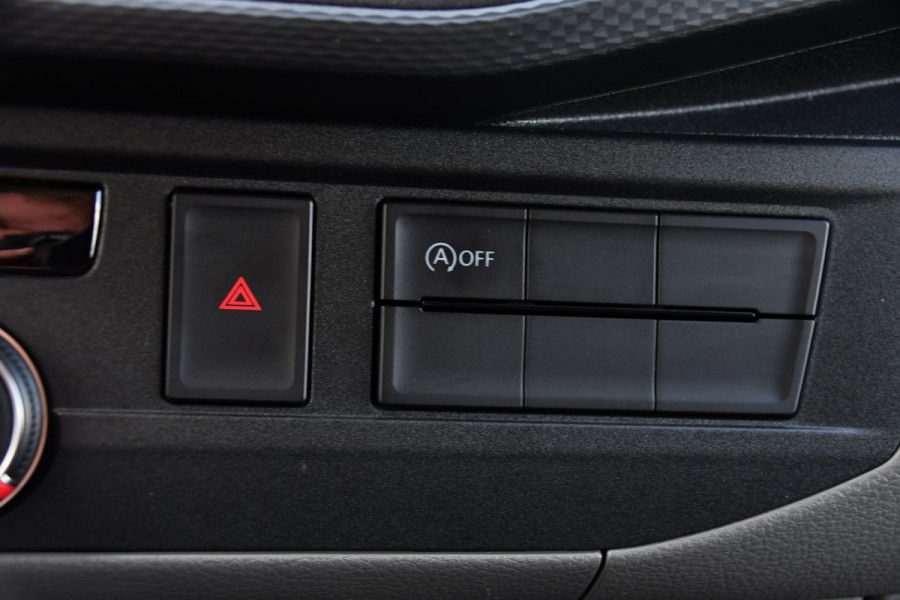 Volkswagen Transporter 2.0 TDI L2H1 30 Highline Adaptieve Cruise, Camera, Carplay, 150pk, Trekhaak, Stoelverwarming, LED, Automaat, Standkachel, Sensoren, Uniek!