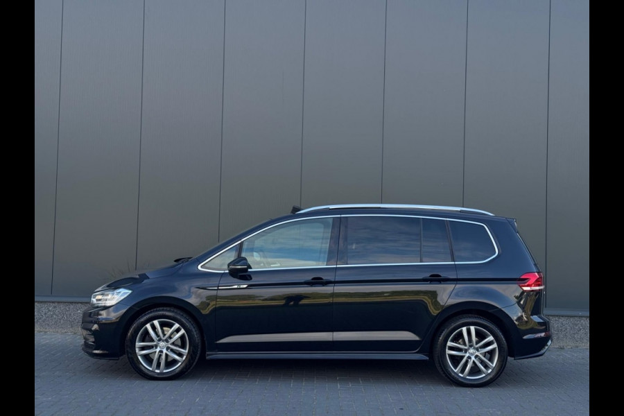 Volkswagen Touran 1.5 TSI 3x R line 7p DSG PANO NAVI LEDER LED ACC ECC PDC SPORTVE