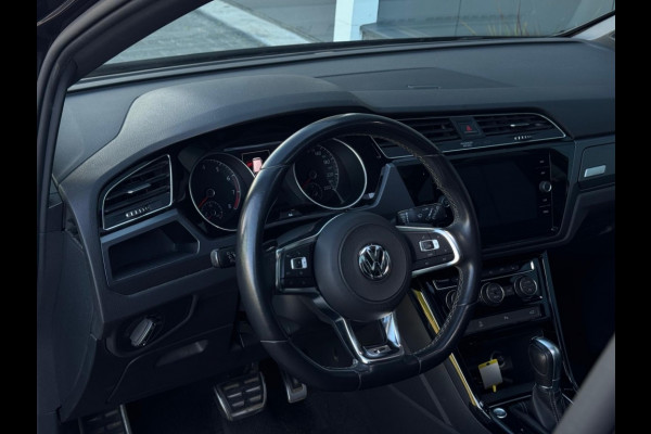 Volkswagen Touran 1.5 TSI 3x R line 7p DSG PANO NAVI LEDER LED ACC ECC PDC SPORTVE