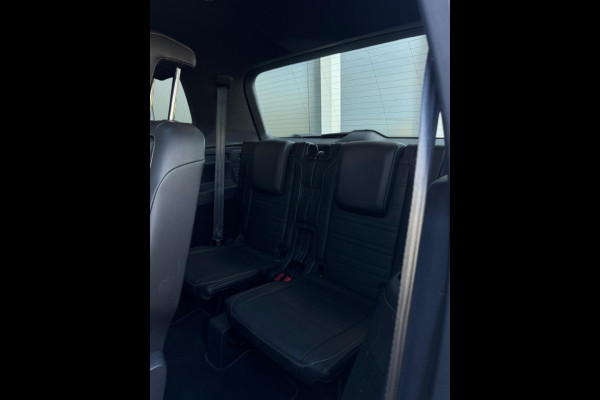 Volkswagen Touran 1.5 TSI 3x R line 7p DSG PANO NAVI LEDER LED ACC ECC PDC SPORTVE