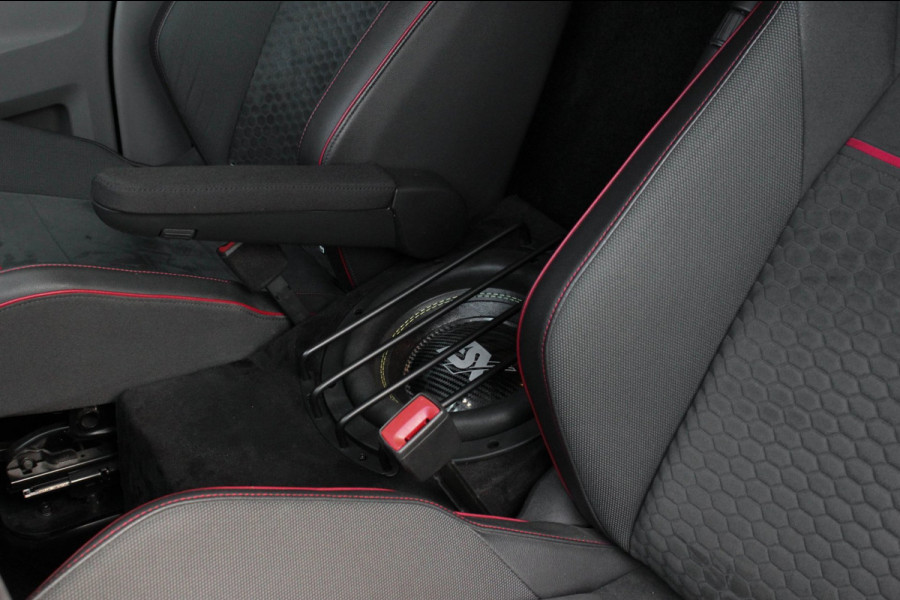 Volkswagen Transporter 2.0 TDI L1H1 204PK JB- EDITION DSG / PDC / SCHROEFSET / GTI INTERIEUR / SUBWOOFER / APPLE CARPLAY /NAVI