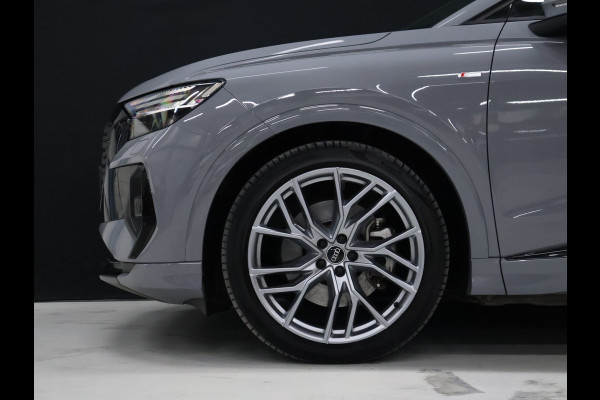 Audi Q4 e-tron 40 Launch edition S Competition 77 kWh [ADAPTIVE CRUISE, HEAD-UP DISPLAY, SONOS SOUND, MEMORY, STOELVERWARMING, APPLE CARPLAY, ELEKTRISCHE ACHTERKLEP, NIEUWSTAAT]