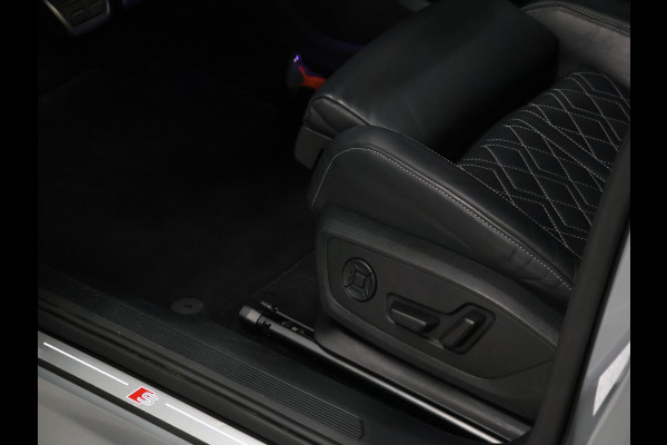 Audi Q4 e-tron 40 Launch edition S Competition 77 kWh [ADAPTIVE CRUISE, HEAD-UP DISPLAY, SONOS SOUND, MEMORY, STOELVERWARMING, APPLE CARPLAY, ELEKTRISCHE ACHTERKLEP, NIEUWSTAAT]