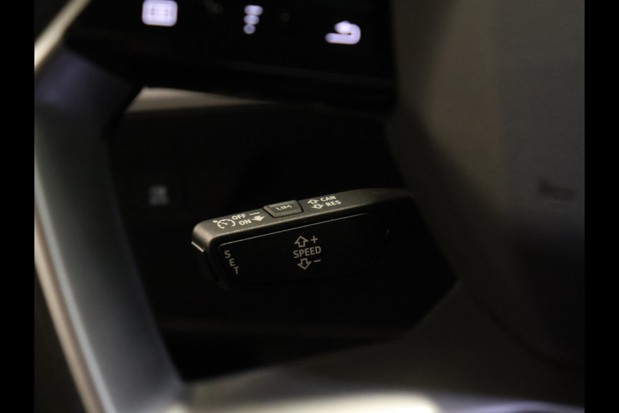 Audi Q4 Sportback e-tron 40 Sport Edition 77 kWh [APPLE CARPLAY, STOELVERWARMING, LED, CRUISE CONTROL, DIGITAL DASH, ELEKTRISCHE ACHTERKLEP, NIEUWSTAAT]