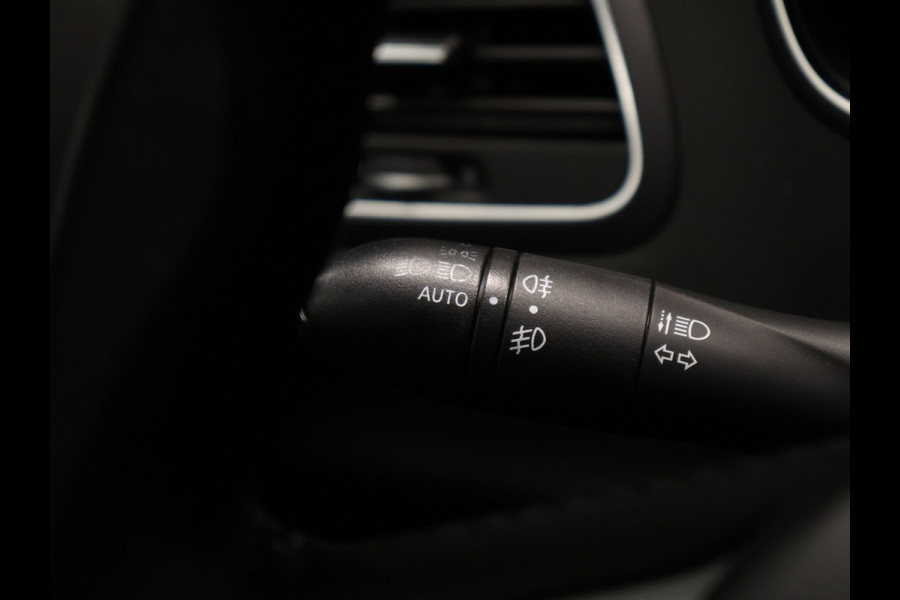 Renault Mégane Estate 1.3 TCe GT-Line [APPLE CARPLAY, ANDROID, CAMERA, PARKEERHULP, PDC 360, LED, CRUISE CONTROL, BLUETOOTH, CLIMATE CONTROL, NAVIGATIE, NIEUWSTAAT]