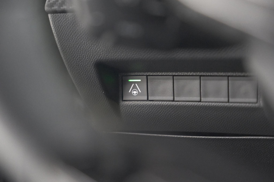 Peugeot 2008 PureTech 130 EAT8 GT | 360 Camera | Adaptieve Cruise Control | Stoelmassage | Apple Carplay