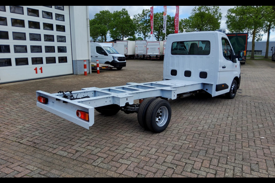 Renault Master NEW 170.35 CHASSIS RTWD DUBBELLUCHT - EURO 6 - MC 996502