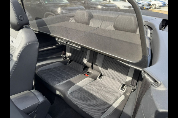 Volkswagen T-Roc Cabrio 1.5 TSI 150PK DSG R-LINE SPORT NAVI/PDC/TREKHAAK