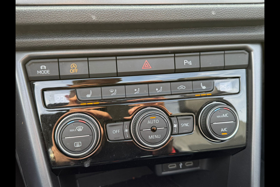 Volkswagen T-Roc Cabrio 1.5 TSI 150PK DSG R-LINE SPORT NAVI/PDC/TREKHAAK