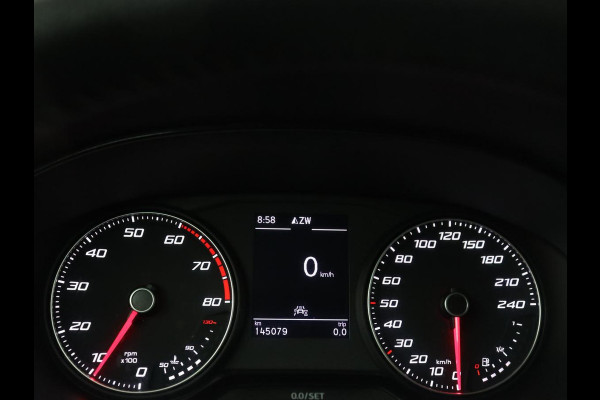 Seat Arona 1.0 TSI Style Intense | Carplay | Adaptive cruise | Camera | Navigatie | Side Assist | Climate control | Park Assist | Keyless | Bluetooth | Getint glas