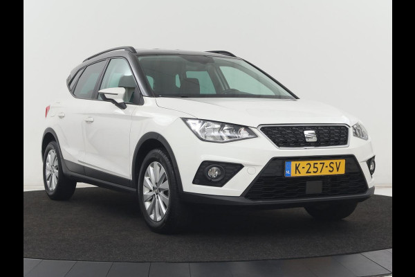 Seat Arona 1.0 TSI Style Intense | Carplay | Adaptive cruise | Camera | Navigatie | Side Assist | Climate control | Park Assist | Keyless | Bluetooth | Getint glas