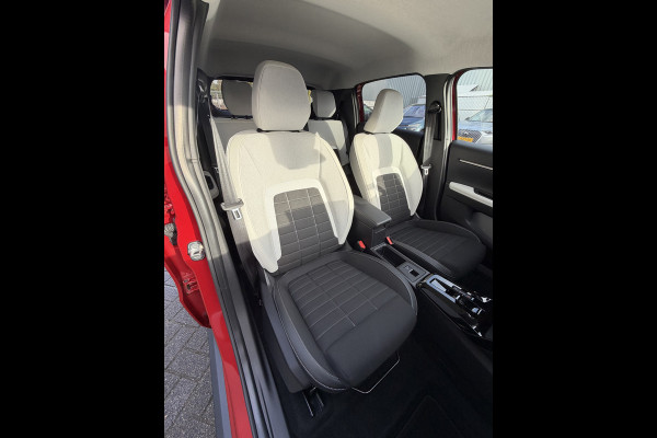 Citroën ë-C3 Max 113pk Comfort Range 44 kWh (Camera - Navigatie - Automatische Airco - Apple Carplay - LED - 17")