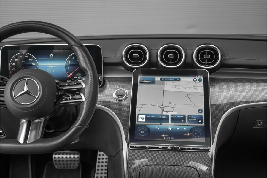 Mercedes-Benz C-Klasse 200 Launch Edition AMG Line Pano Burmester Trekhaak Camera Stoelverw