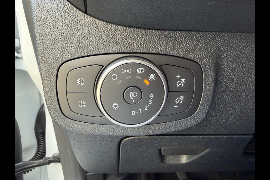 Ford Fiesta 1.0 EcoBoost Hybrid Titanium / Cruise / Airco / Carplay / Keyless / Lane assist
