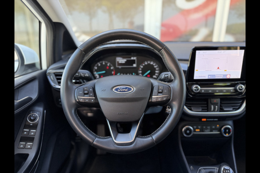 Ford Fiesta 1.0 EcoBoost Hybrid Titanium / Cruise / Airco / Carplay / Keyless / Lane assist