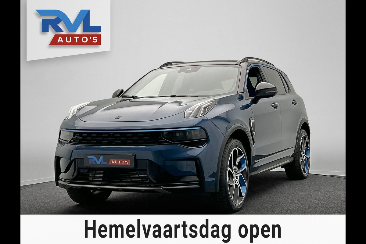 Lynk & Co 01 1.5 261PK Plug-in Hybrid *ZWARTE HEMEL* 360° Camera Pano/dak Apple/Carplay Adaptive/Cruise